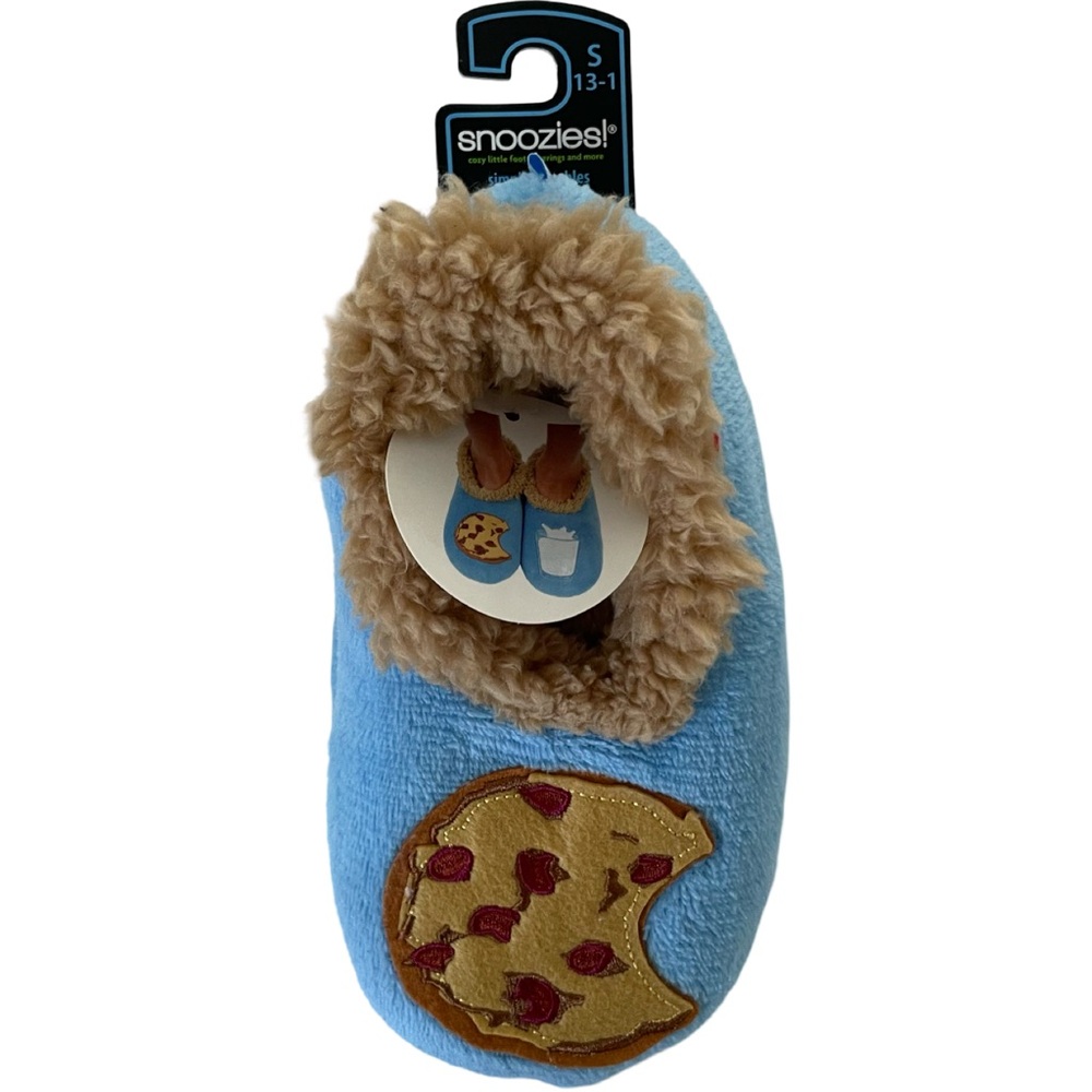 NWT Snoozies! Kids Small (Size 13-1) Blue Cookies and Milk Slippers